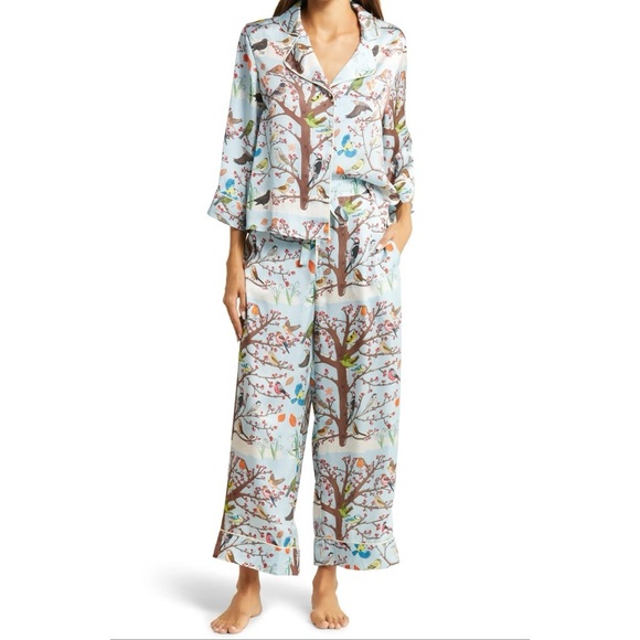 NWT Karen Mabon Winter Birds Satin Pajama Set Button Down Top + Pants Large - Picture 14 of 14